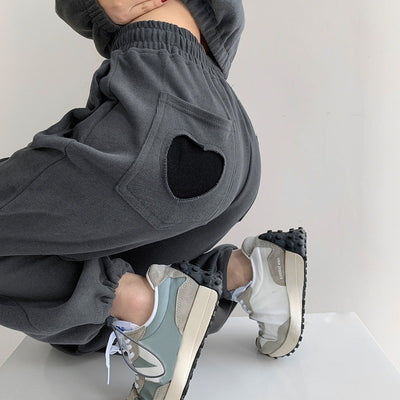 Pantalone tuta in felpa con cuore donna MUST HAVE
